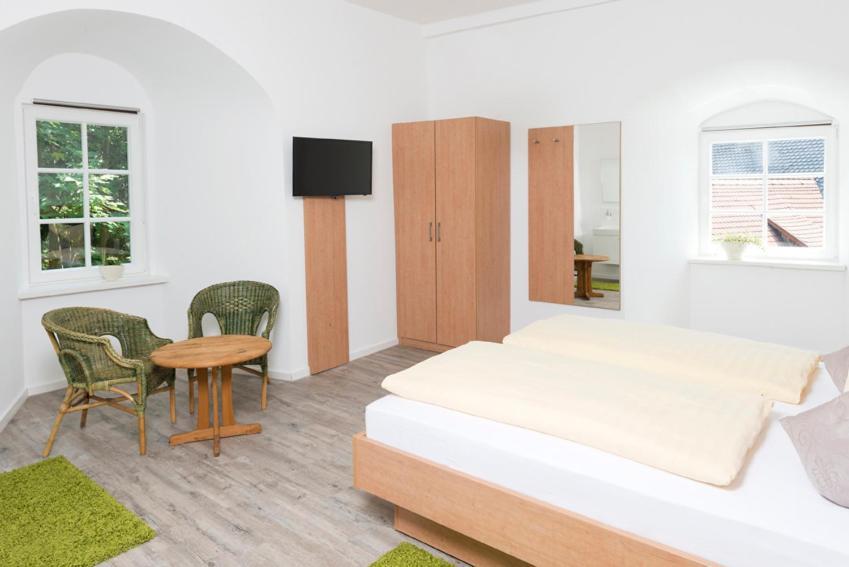 Hotel Garni Burg Waldenstein Rudersberg Zewnętrze zdjęcie